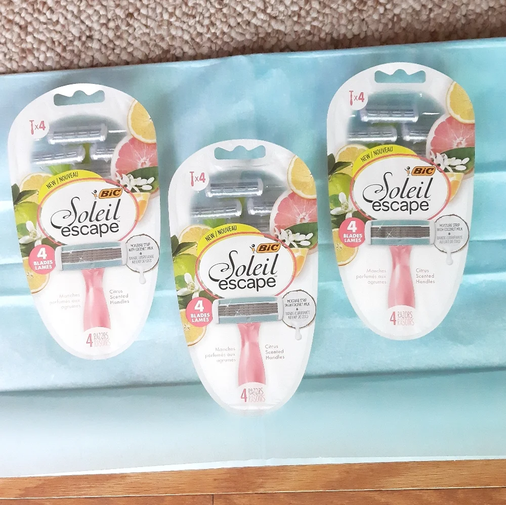 Bic Soleil Escape Razor Bundle - Picture 3 of 10